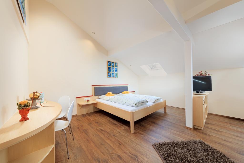 Erkheimer Landhaus Rom bilde